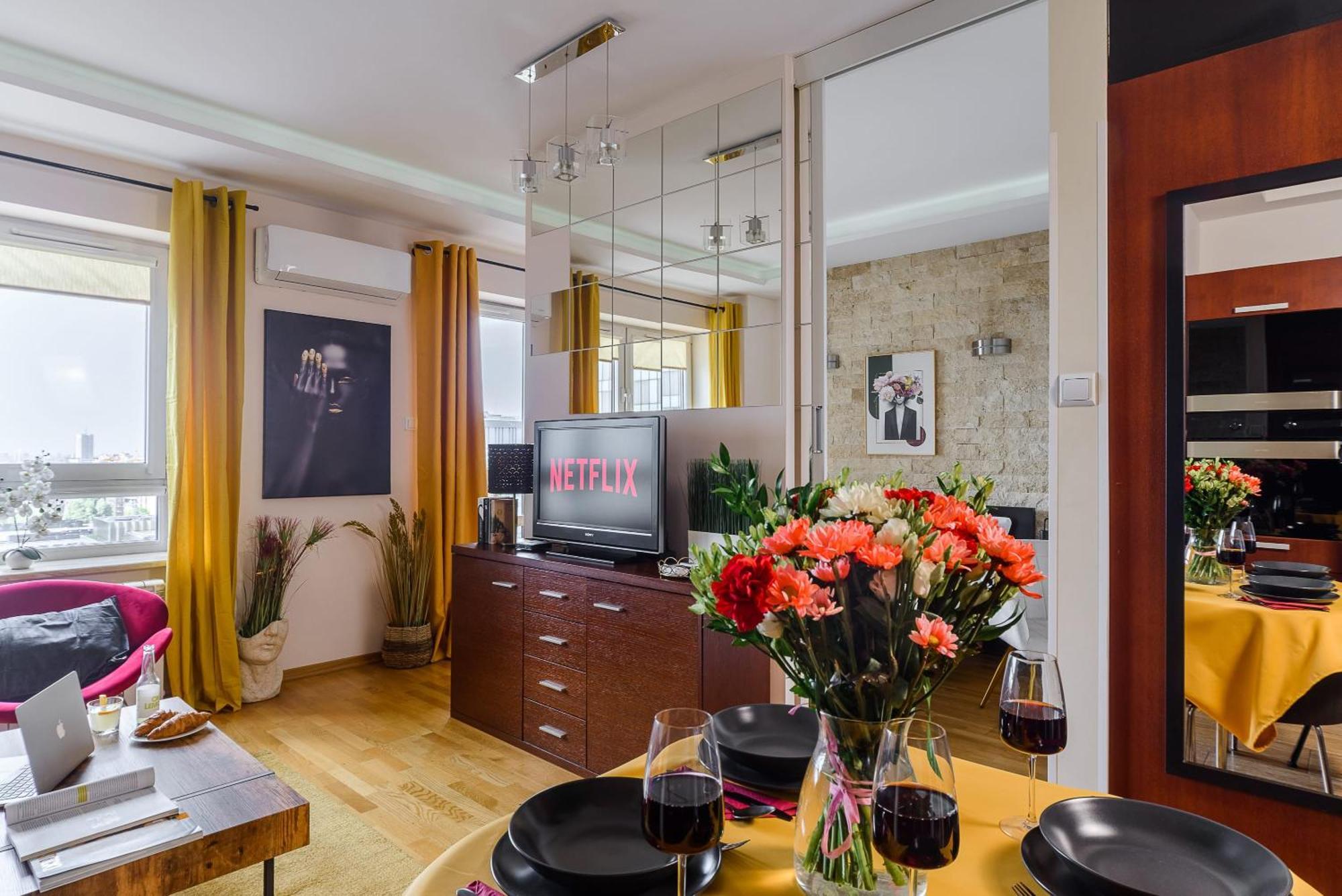 Lumina Apart With Balcony Platinum Tower Варшава Екстериор снимка