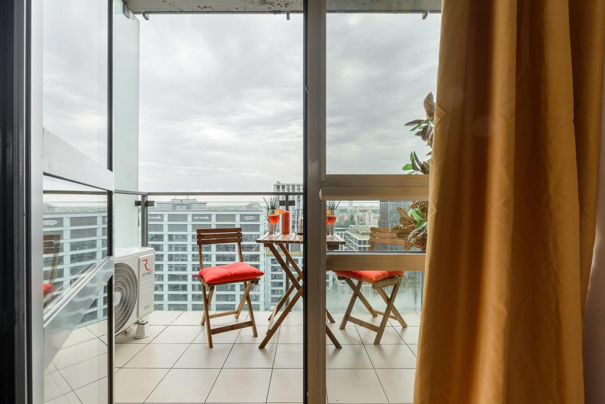 Lumina Apart With Balcony Platinum Tower Варшава Екстериор снимка
