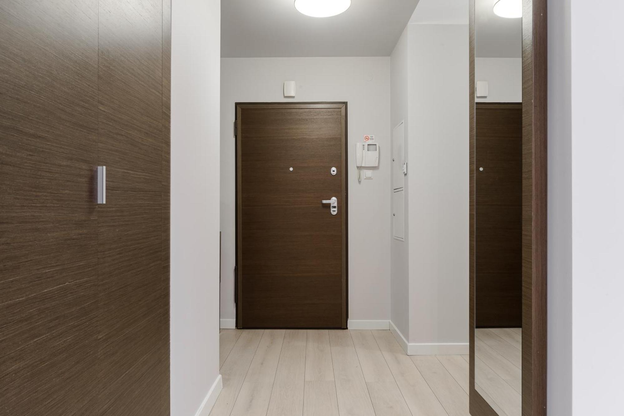 Lumina Apart With Balcony Platinum Tower Варшава Екстериор снимка