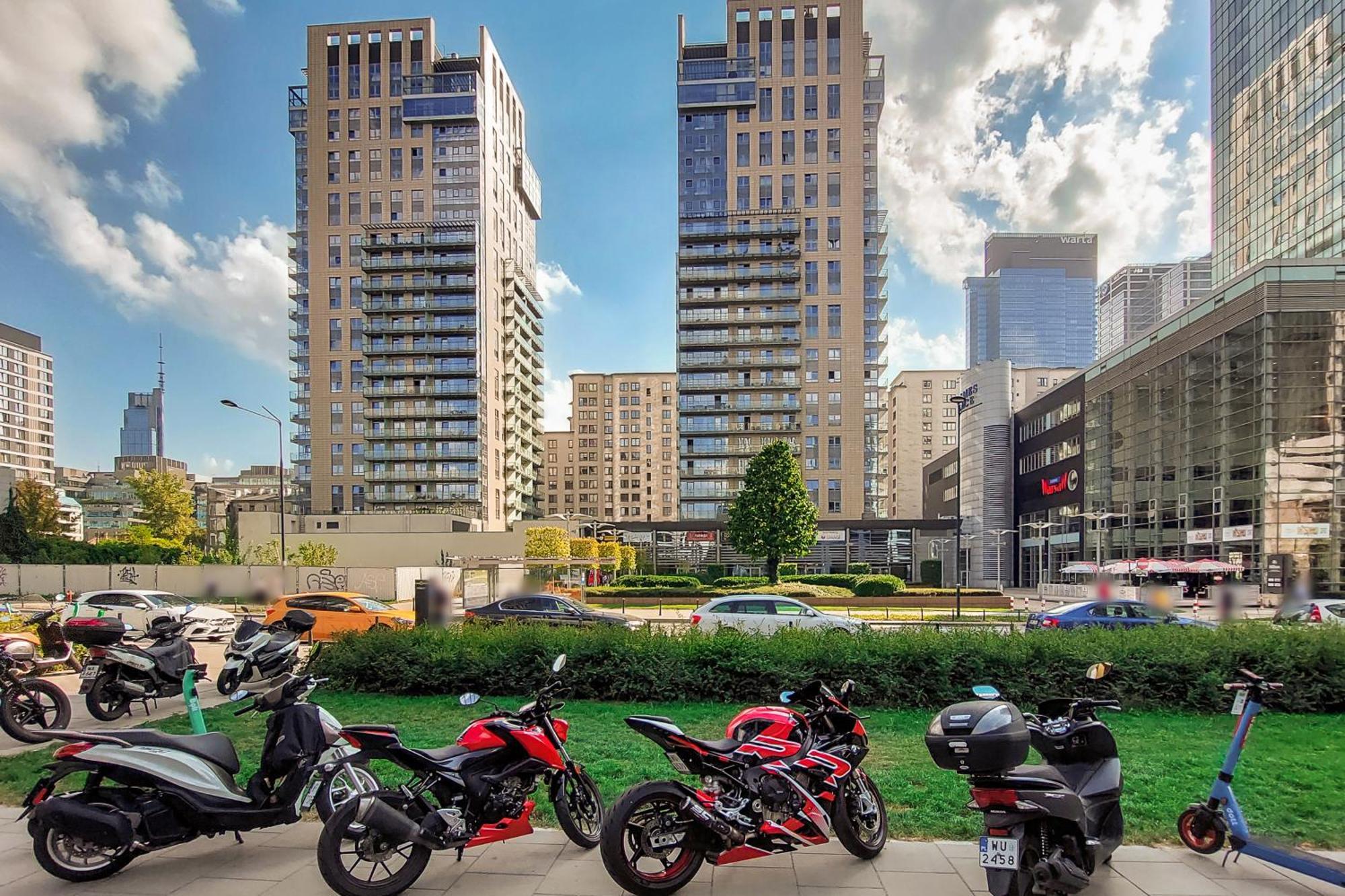 Lumina Apart With Balcony Platinum Tower Варшава Екстериор снимка