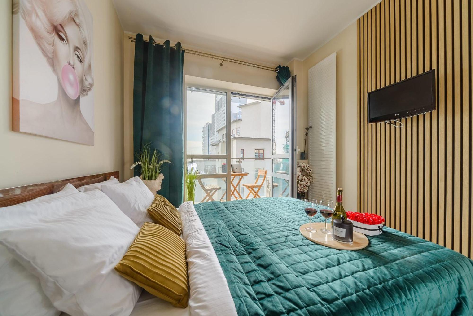 Lumina Apart With Balcony Platinum Tower Варшава Екстериор снимка