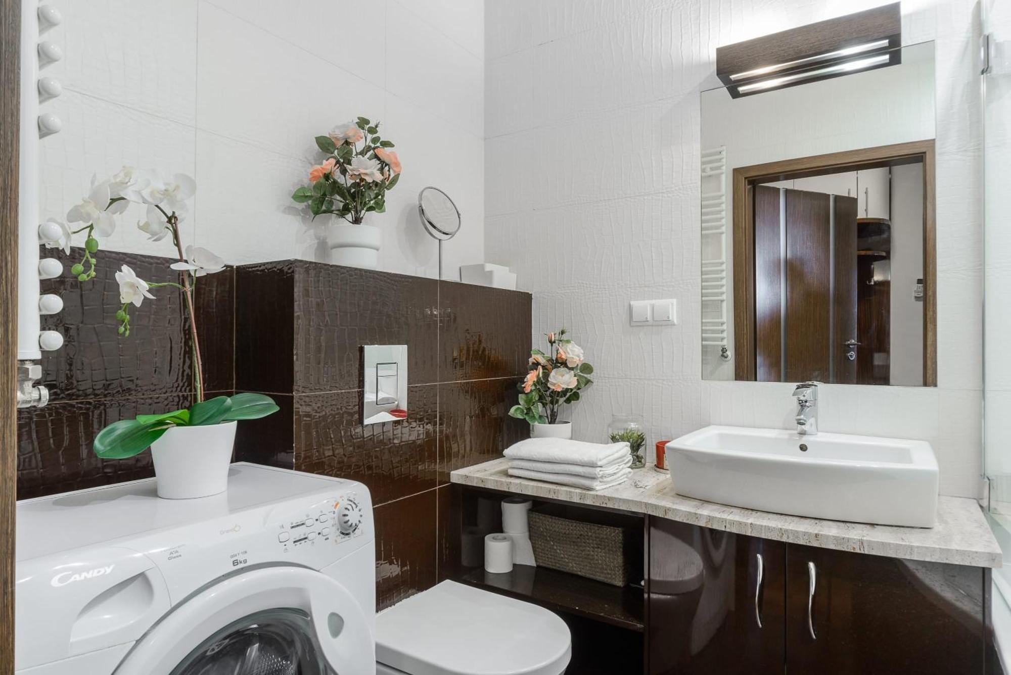 Lumina Apart With Balcony Platinum Tower Варшава Екстериор снимка