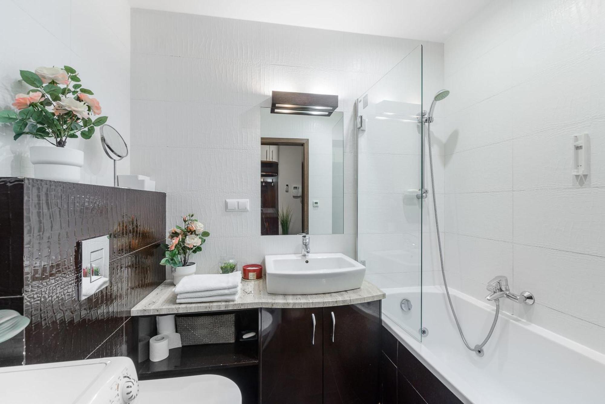 Lumina Apart With Balcony Platinum Tower Варшава Екстериор снимка